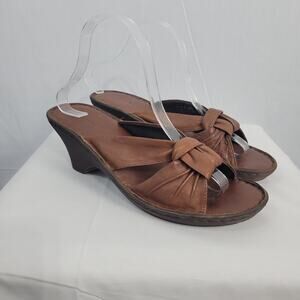 Clarks leather knotted stacked heel slip-on sandals size 9B brown boho hippie